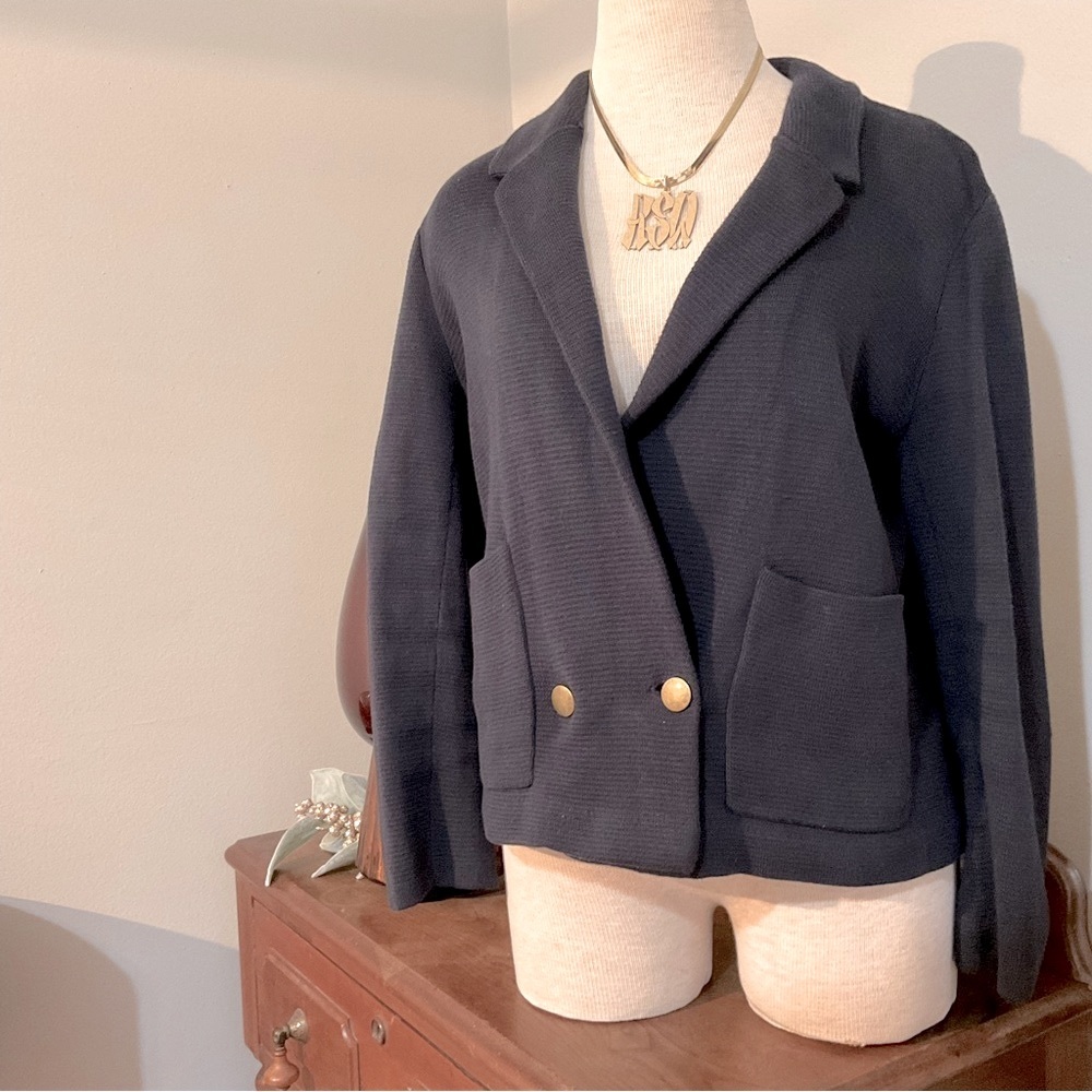 LOFT Cropped double breasted Navy blazer. Size Medium